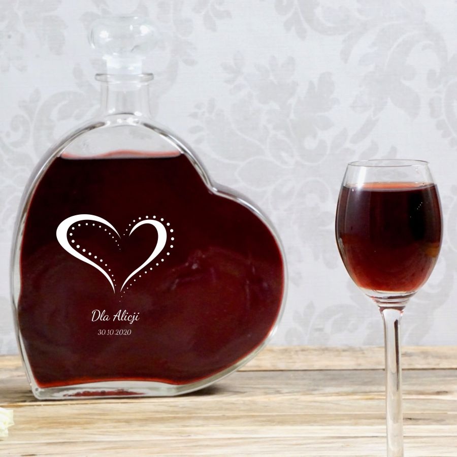 Grawerowana butelka-karafka ozdobna w kształcie serca NIEZAPOMNIANE CHWILE