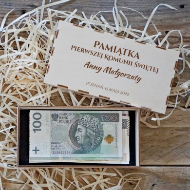 Personalizowane Pudełko drewniane na pieniądze z grawerowaną pokrywą Prezent na Komunię