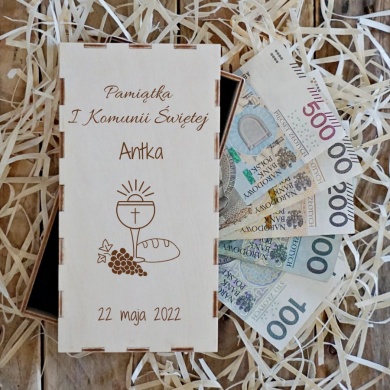 Grawerowane Pudełko drewniane na pieniądze z personalizacją Pamiątka I Komunii Świętej