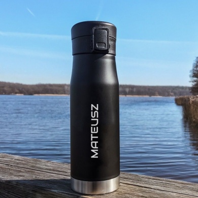 Kubek termiczny 600 ml z grawerem Imię praktyczny prezent